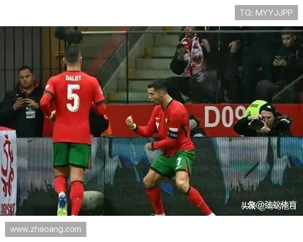 C罗欧洲赛场再创纪录引发全球球迷热议与讨论